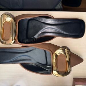 Elegant Brown and Gold Women's Shoes